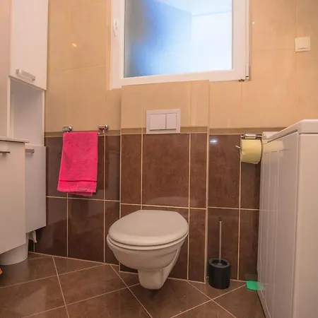 Apartman Mama Rogoznica (Sibenik-Knin)