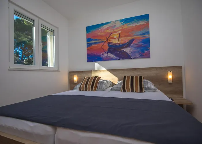 Mama * Rogoznica (Sibenik-Knin)